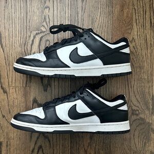 Nike Dunk Low ‘Panda’